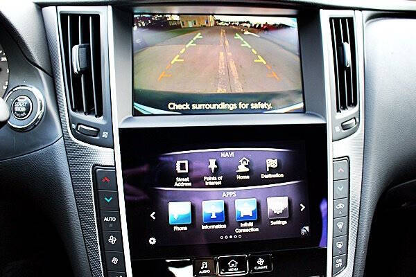 2015 Infiniti Q50 Premium