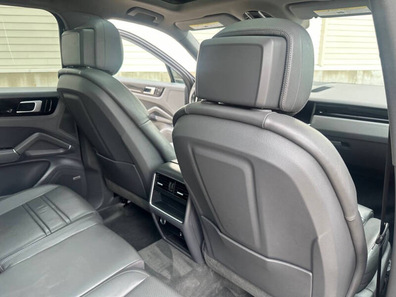 2021 Porsche Cayenne