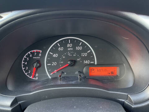 2015 Nissan Versa 1.6 S Plus