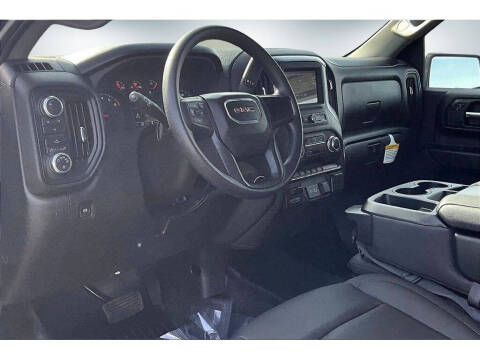 2025 GMC Sierra 2500HD Pro