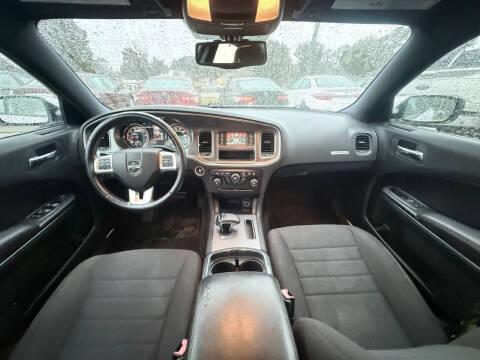 2013 Dodge Charger SE