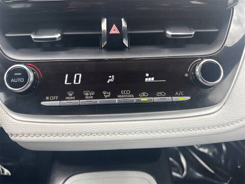 2019 Toyota Corolla Hatchback SE