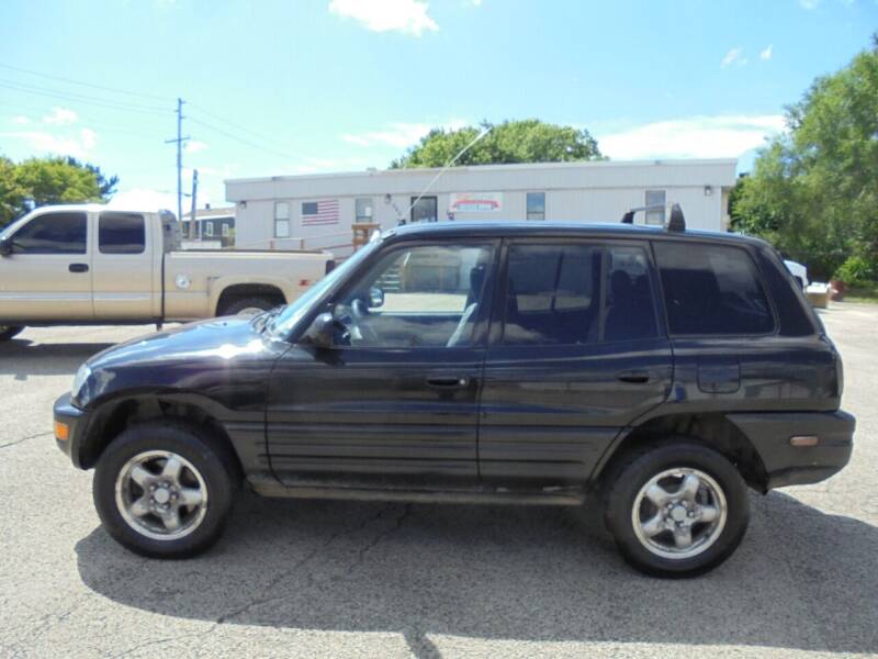 1999 Toyota RAV4 for sale at B & G AUTO SALES in Uniontown PA