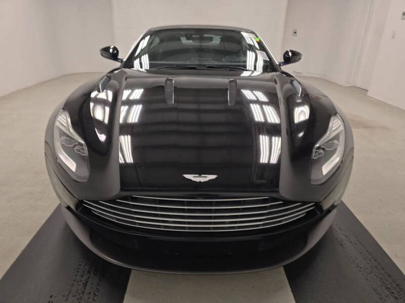 2018 Aston Martin DB11 V12