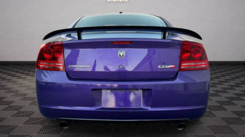 2007 Dodge Charger SRT-8