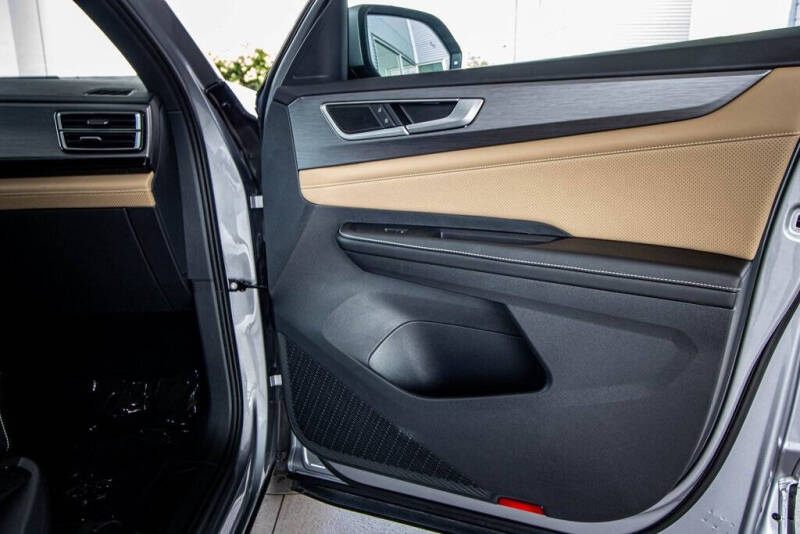 2024 Volkswagen Atlas Cross Sport SE