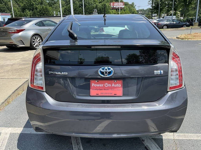 2012 Toyota Prius Two