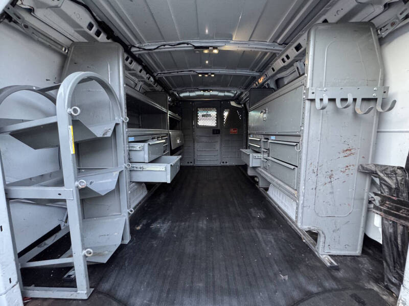 2019 Chevrolet Express 2500