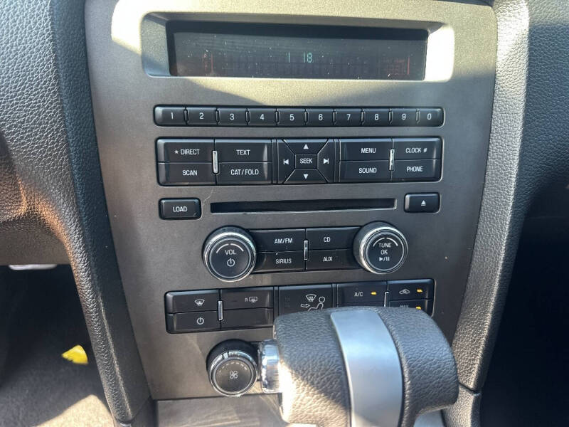 2010 Ford Mustang V6