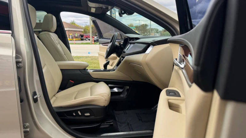 2017 Cadillac XT5 Luxury