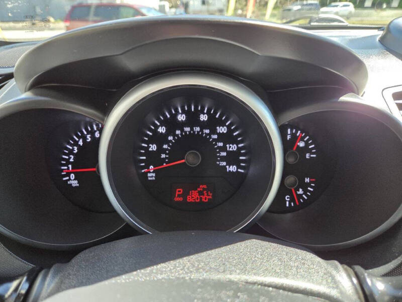 2012 Kia Soul +