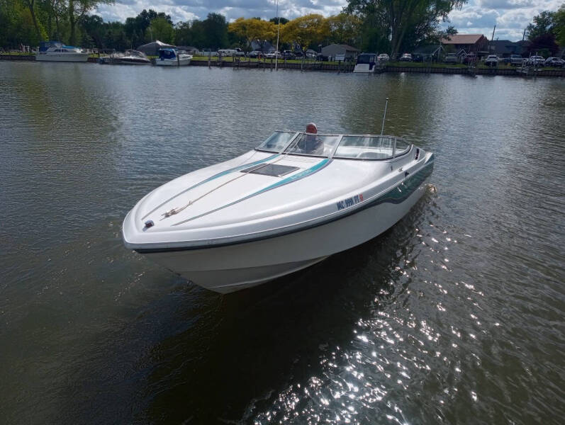 1994 Wellcraft Nova Spyder