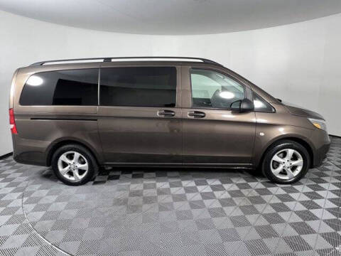 2016 Mercedes-Benz Metris Passenger