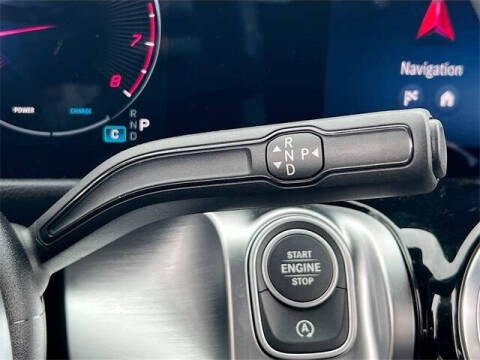 2025 Mercedes-Benz GLB GLB 250 4MATIC