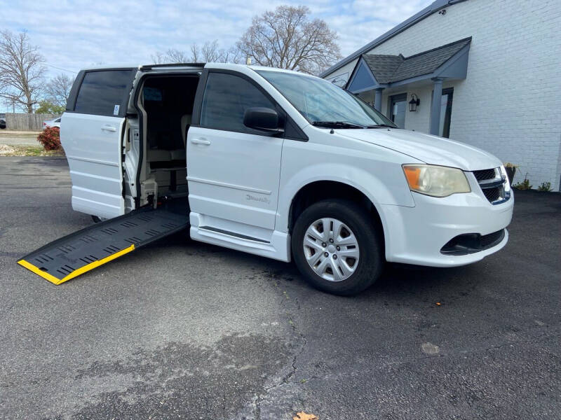 2014 Dodge Grand Caravan for sale at ULTIMATE MOTORS in Midlothian VA
