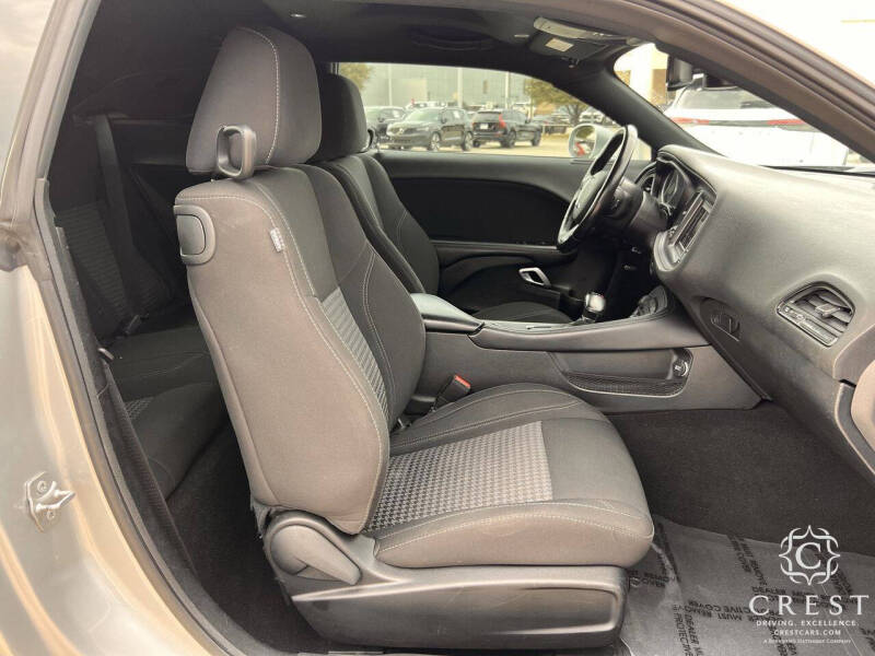 2023 Dodge Challenger SXT