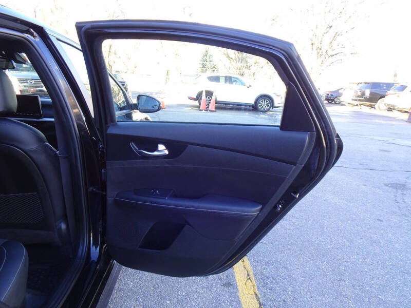 2023 Kia Forte GT-Line