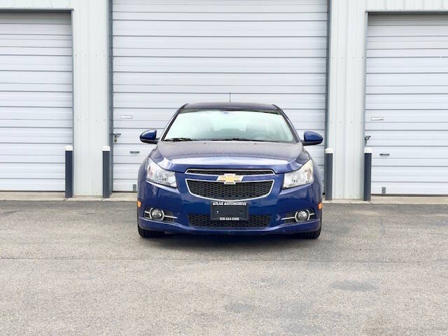 2013 Chevrolet Cruze LTZ photo 2