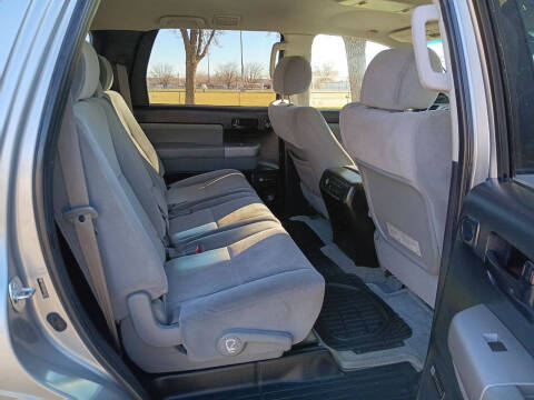 2008 Toyota Sequoia SR5