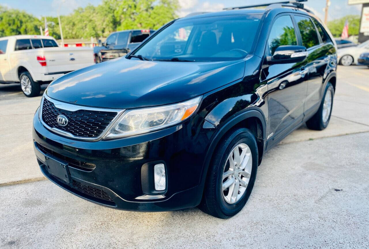 2015 Kia Sorento for sale at Testarossa Motors in League City, TX