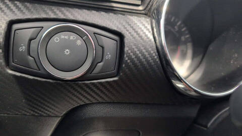 2017 Ford Mustang V6