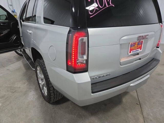 2017 GMC Yukon SLT