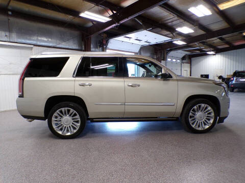 2017 Cadillac Escalade Platinum