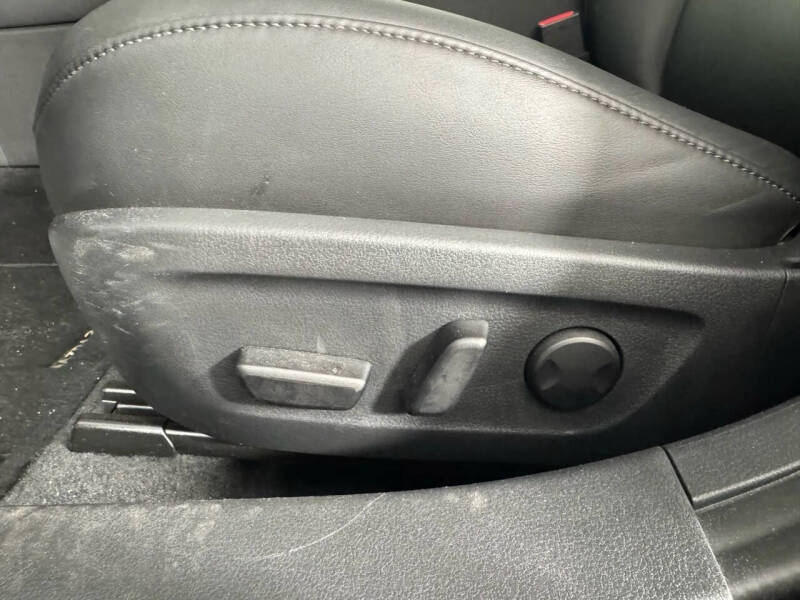 2023 Mazda Mazda3 Hatchback 2.5 S Preferred