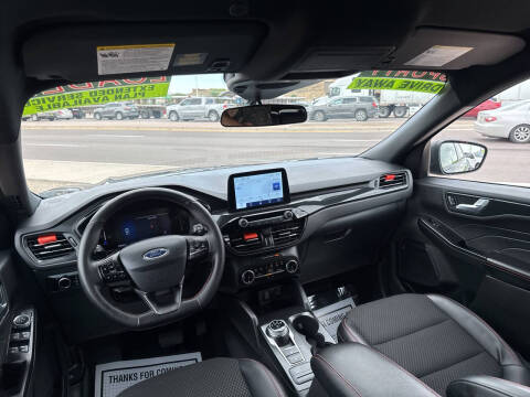 2025 Ford Escape ST-Line