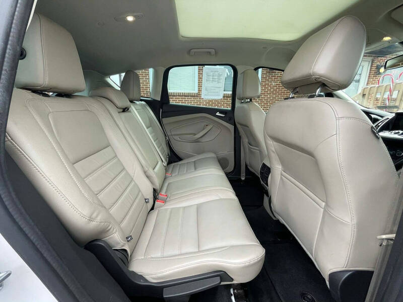 2017 Ford C-MAX Hybrid Titanium