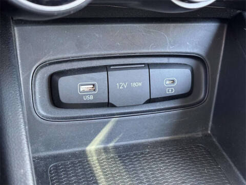 2023 Hyundai Venue SE