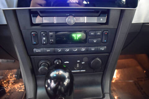 2002 Ford Thunderbird Deluxe