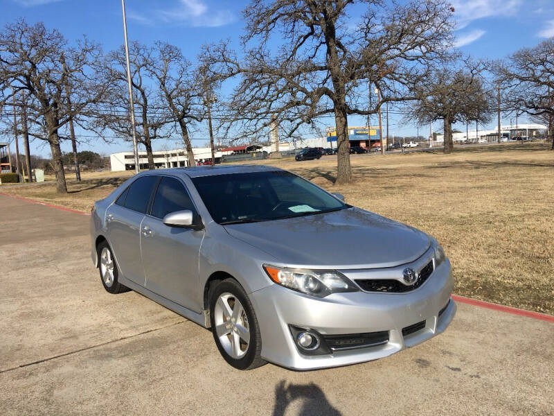 2014 Toyota Camry for sale at RP AUTO SALES & LEASING in Arlington TX