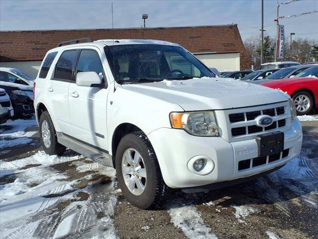 2008 Ford Escape for sale at Sunrise Used Cars INC in Lindenhurst NY