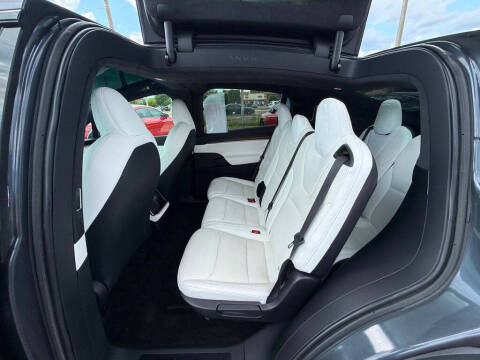 2022 Tesla Model X