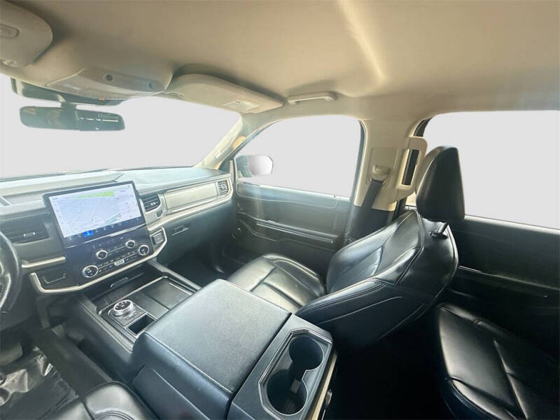 2023 Ford Expedition MAX XLT