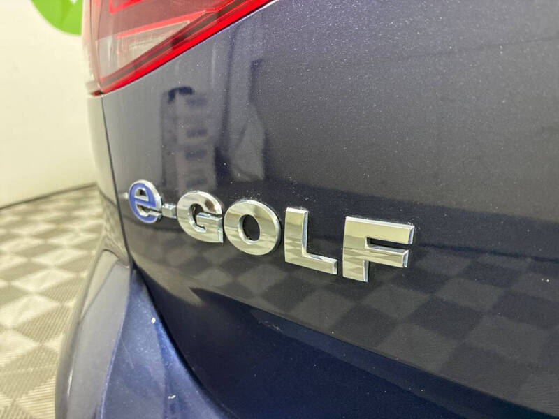 2016 Volkswagen e-Golf SE