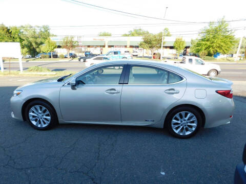 2015 Lexus ES 300h