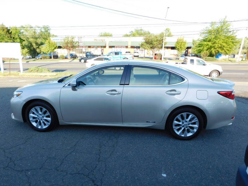 2015 Lexus ES 300h