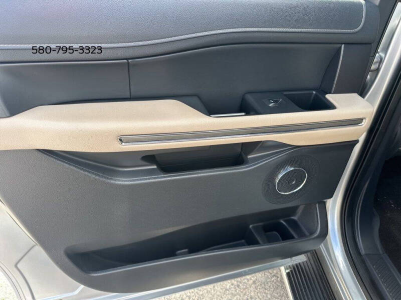 2023 Ford Expedition MAX XLT