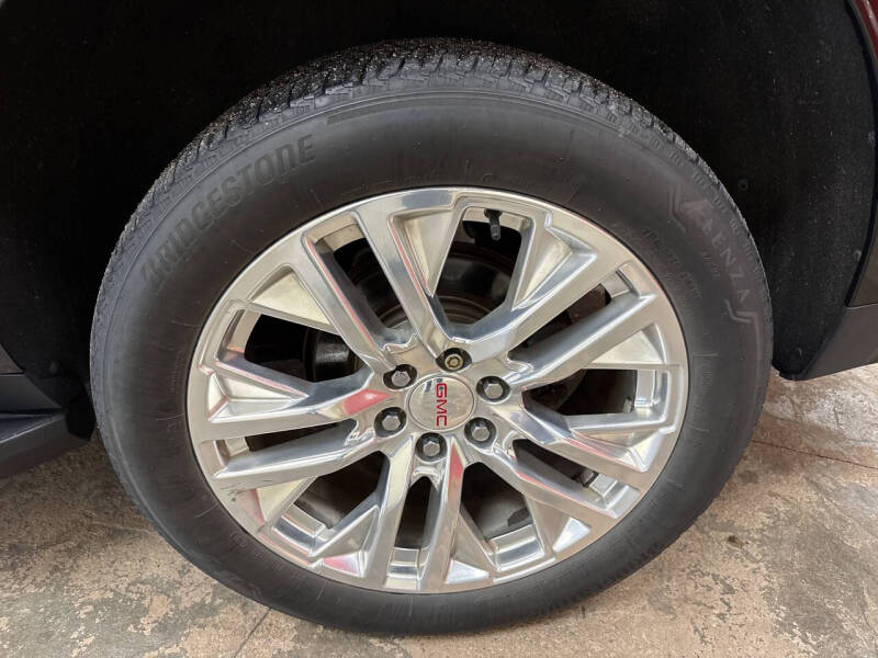2021 GMC Yukon SLT
