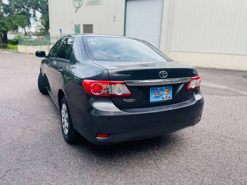 2011 Toyota Corolla LE