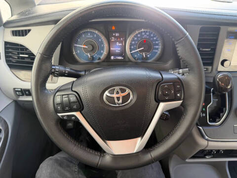 2017 Toyota Sienna