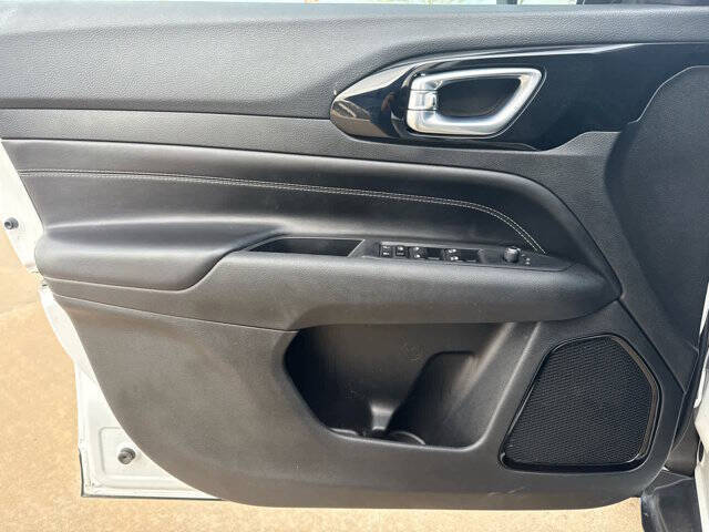2023 Jeep Compass Altitude