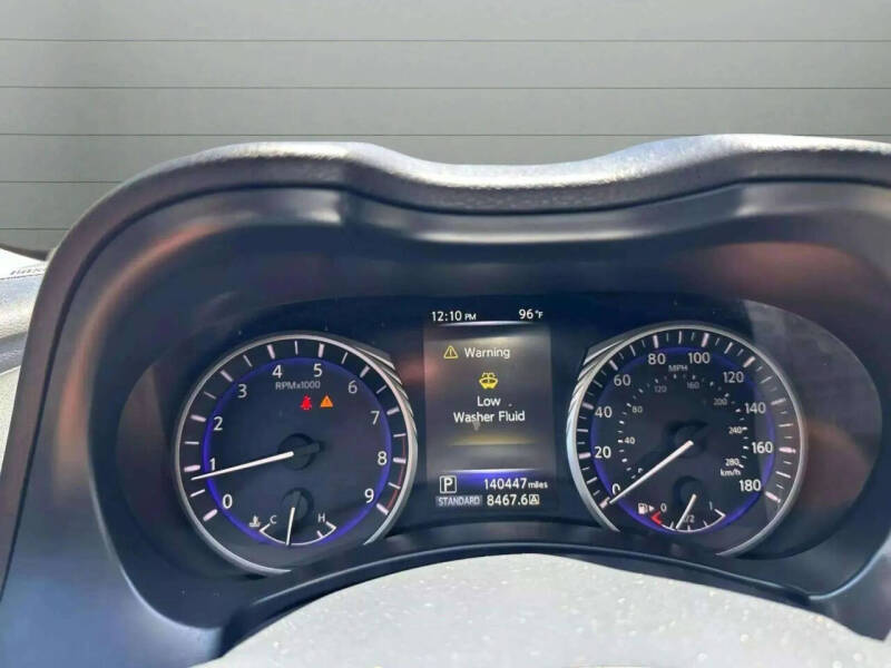 2014 Infiniti Q50 Premium