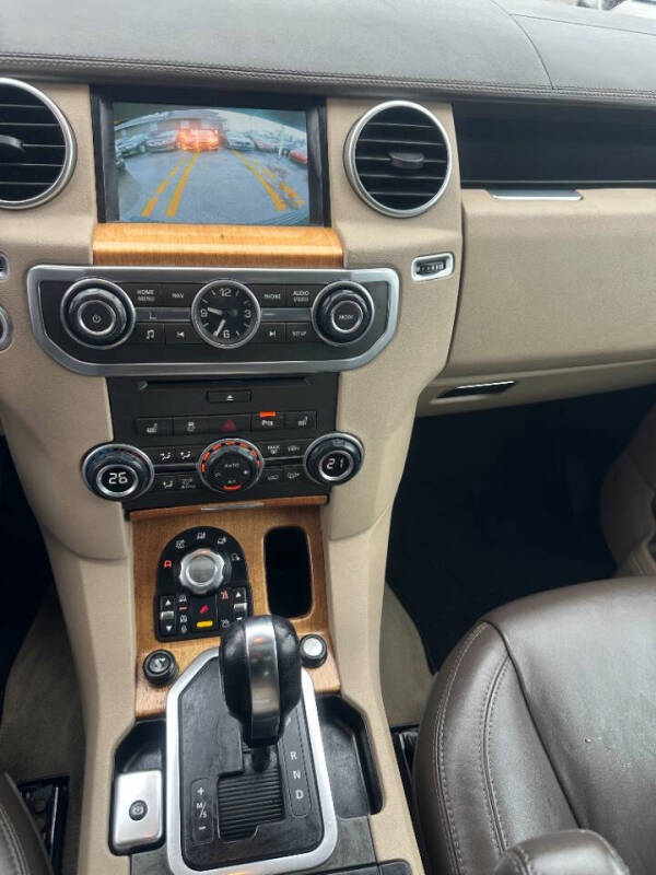 2013 Land Rover LR4 HSE LUX