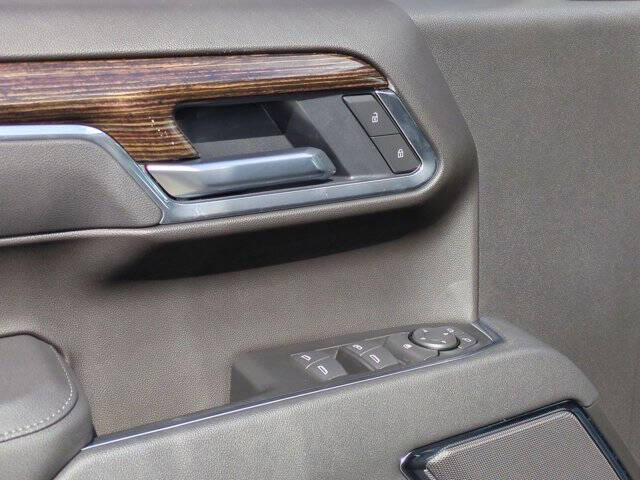 2026 GMC Sierra 1500 Elevation Standard