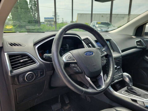 2018 Ford Edge Titanium