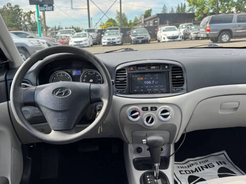2010 Hyundai Accent GLS