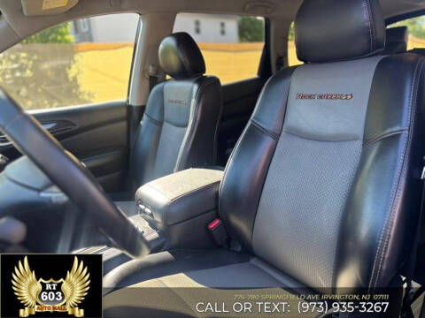2020 Nissan Pathfinder SV